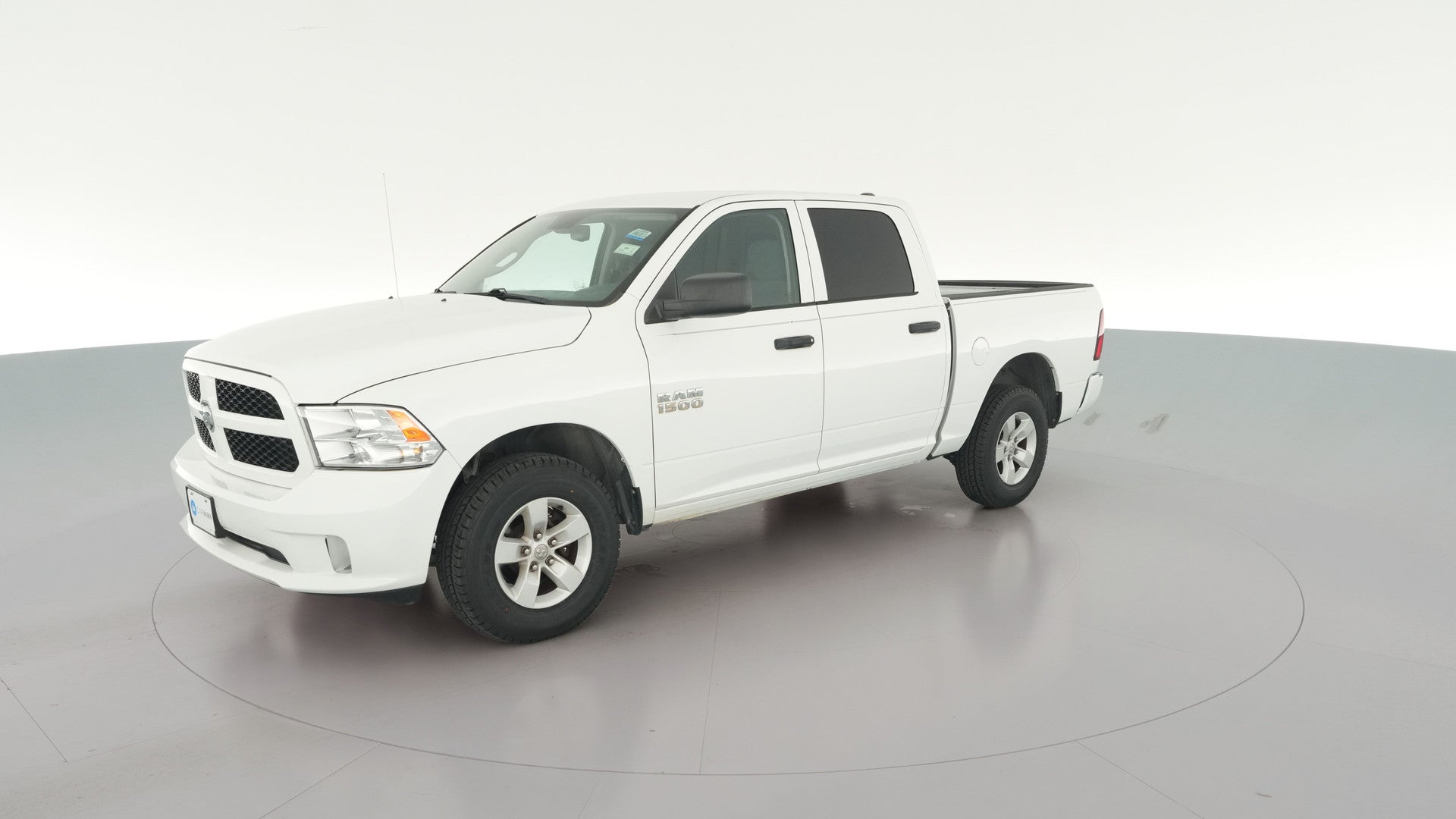 2018 Ram 1500 Crew Cab vehicle photo