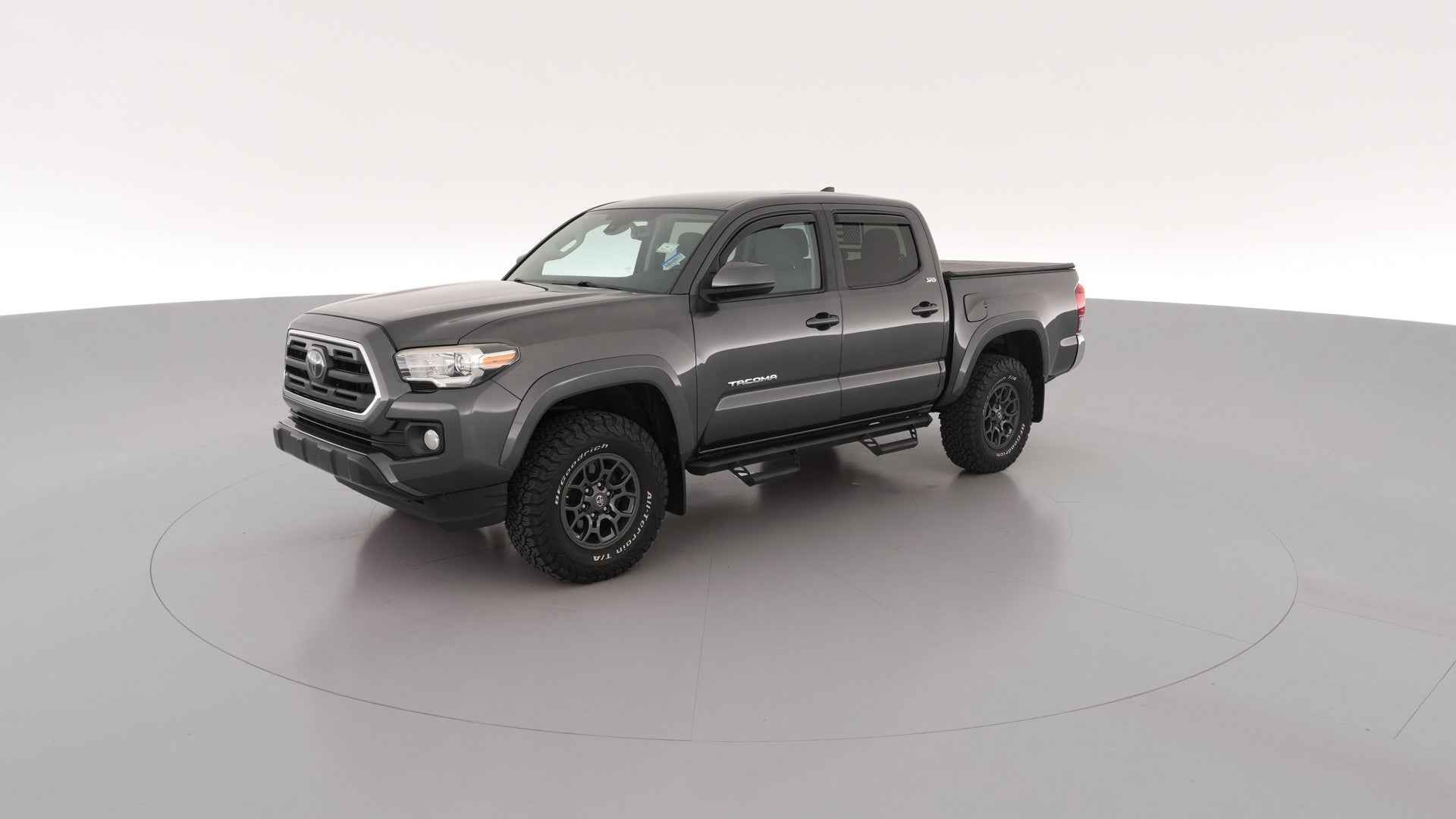 2018 Toyota Tacoma Double Cab vehicle photo