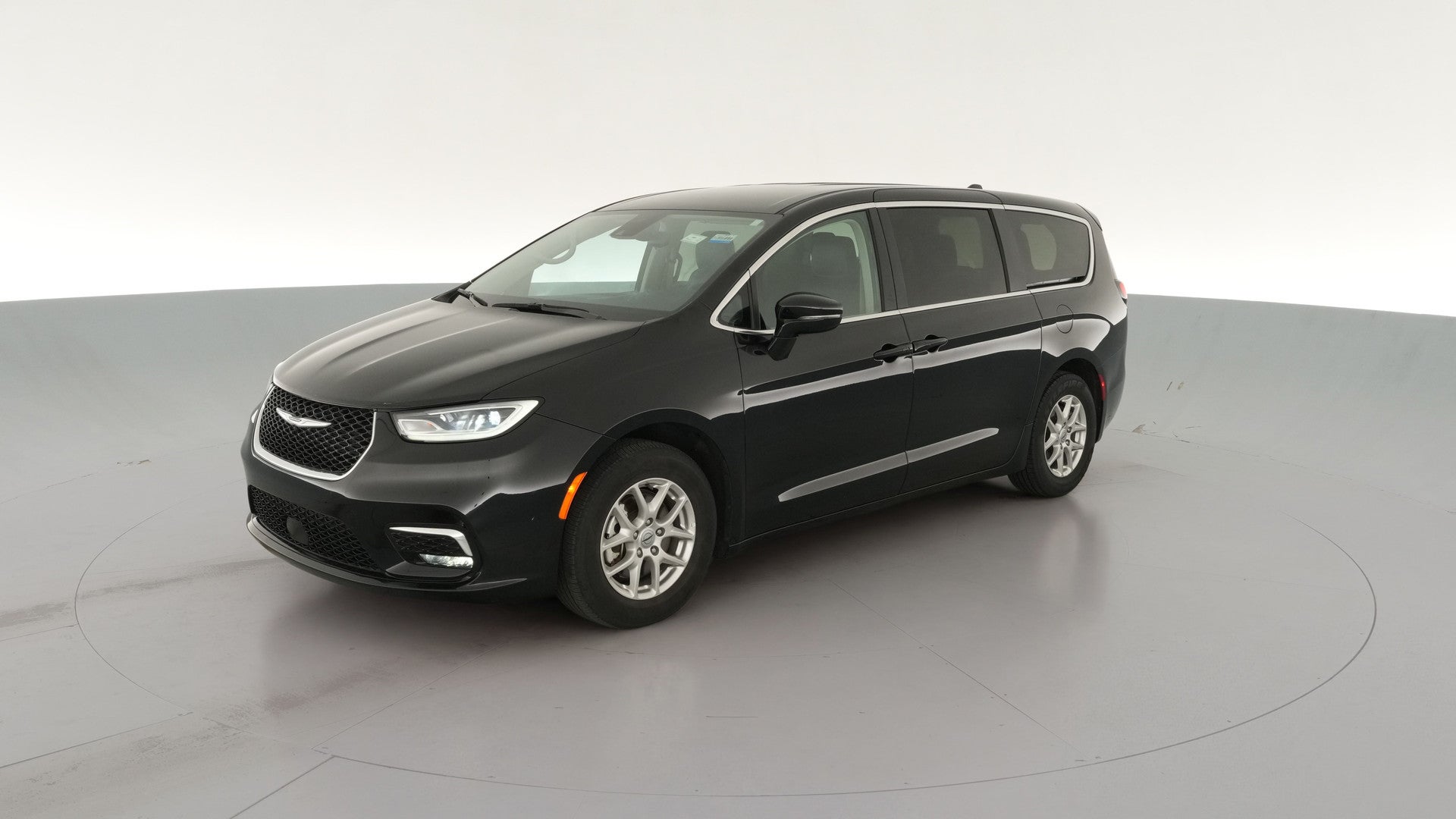 2024 Chrysler Pacifica vehicle photo