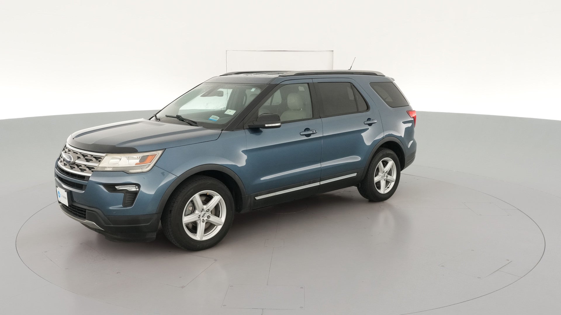 2018 Ford Explorer vehicle photo