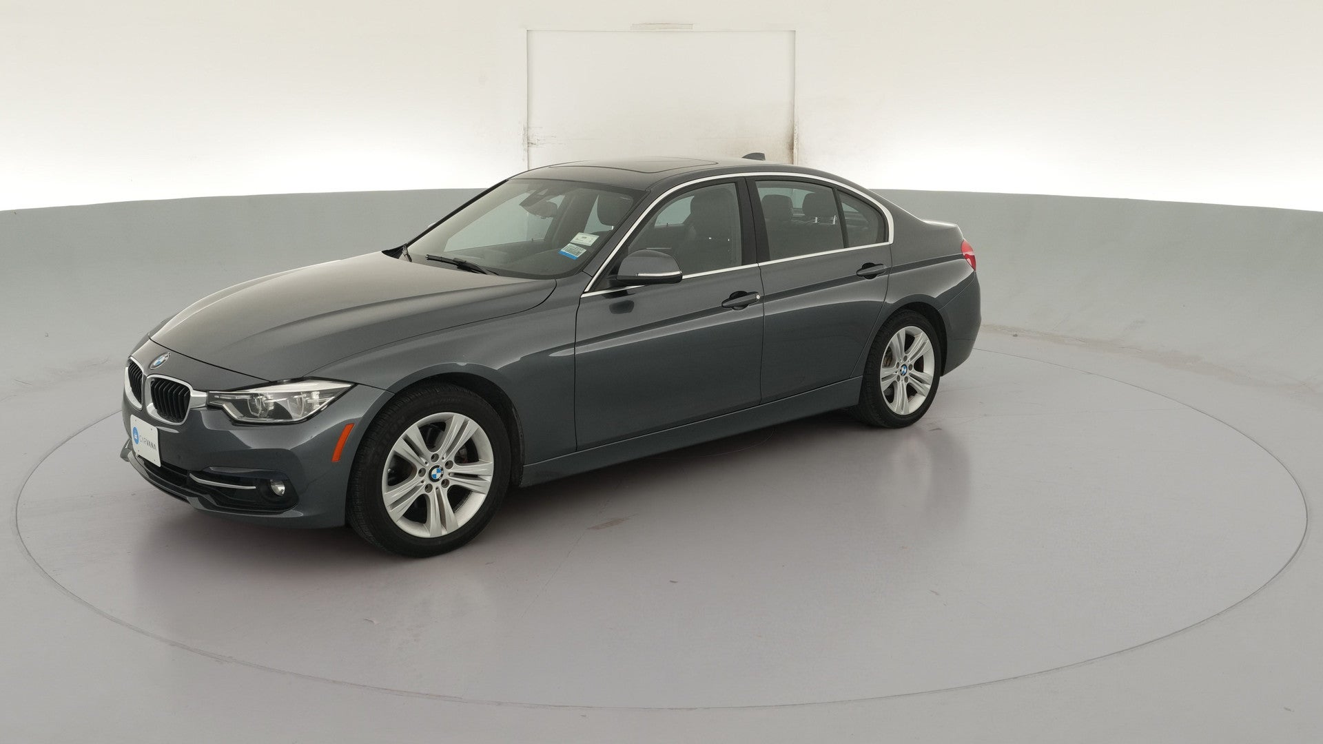2018 BMW 3 Series vehicle photo