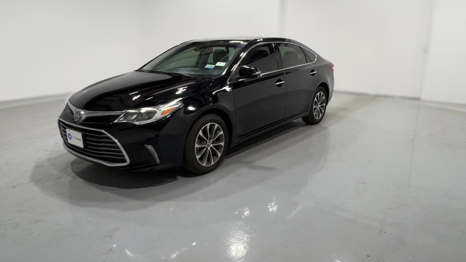2017 Toyota Avalon vehicle photo