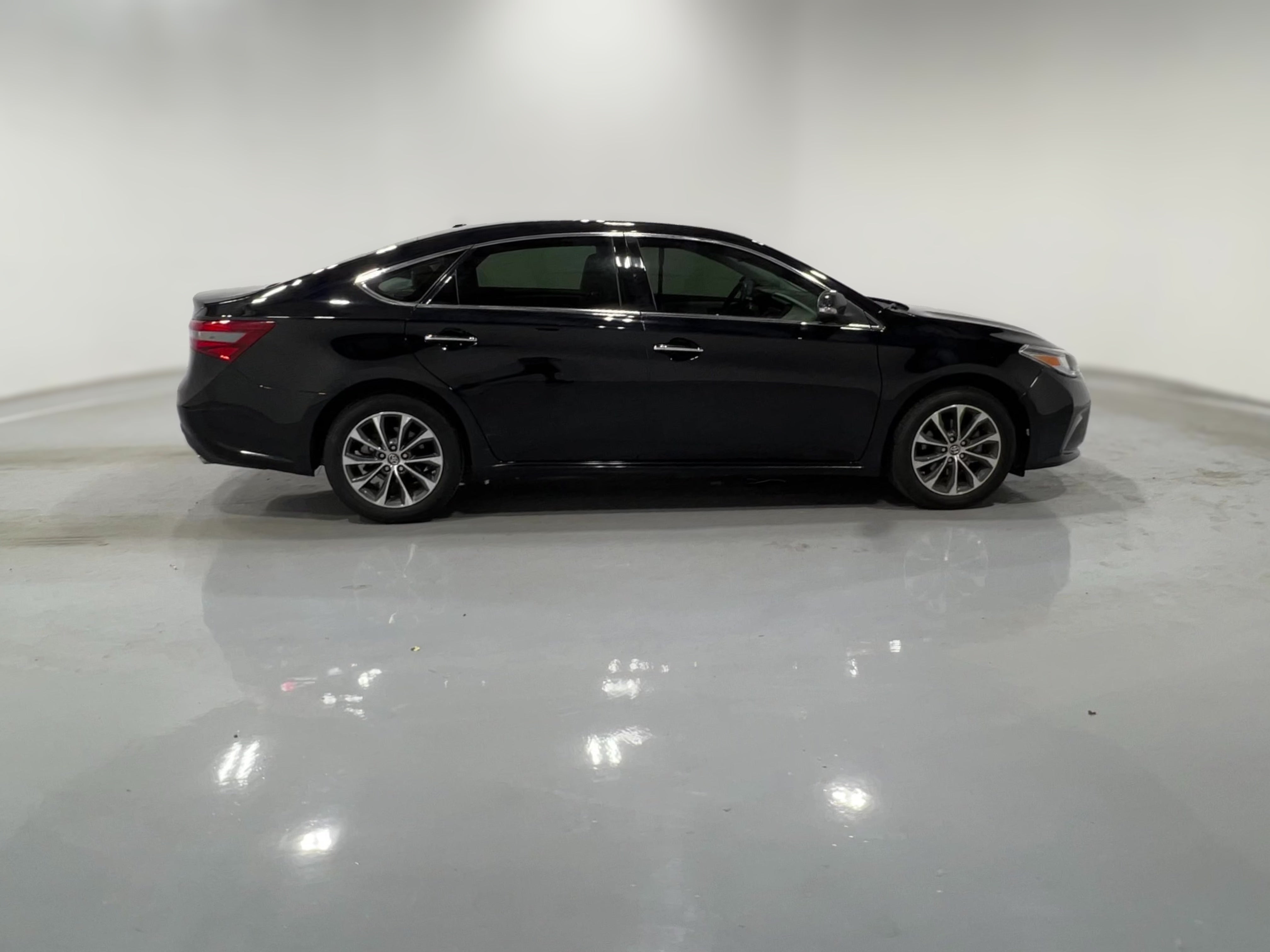 2017 Toyota Avalon XLE Premium - Photo 38