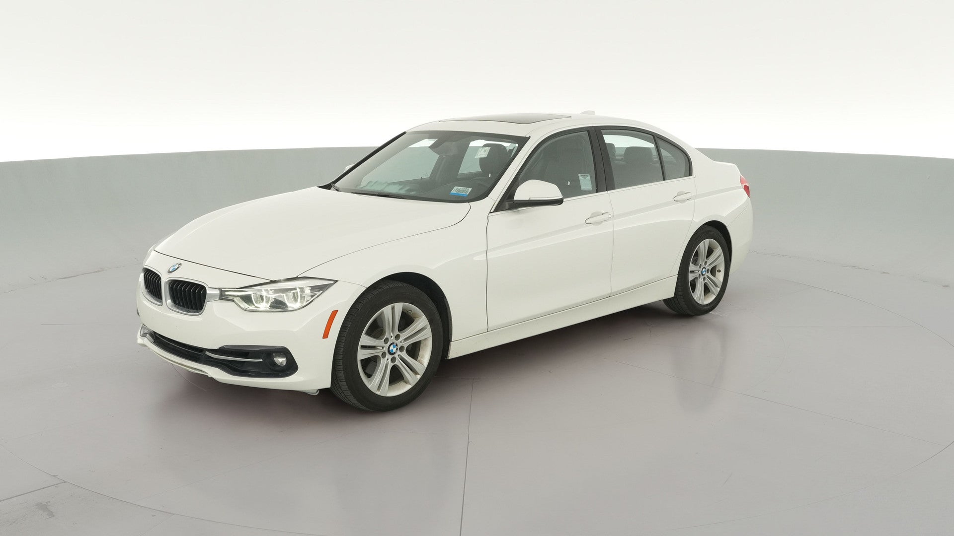 2018 BMW 3 Series vehicle photo