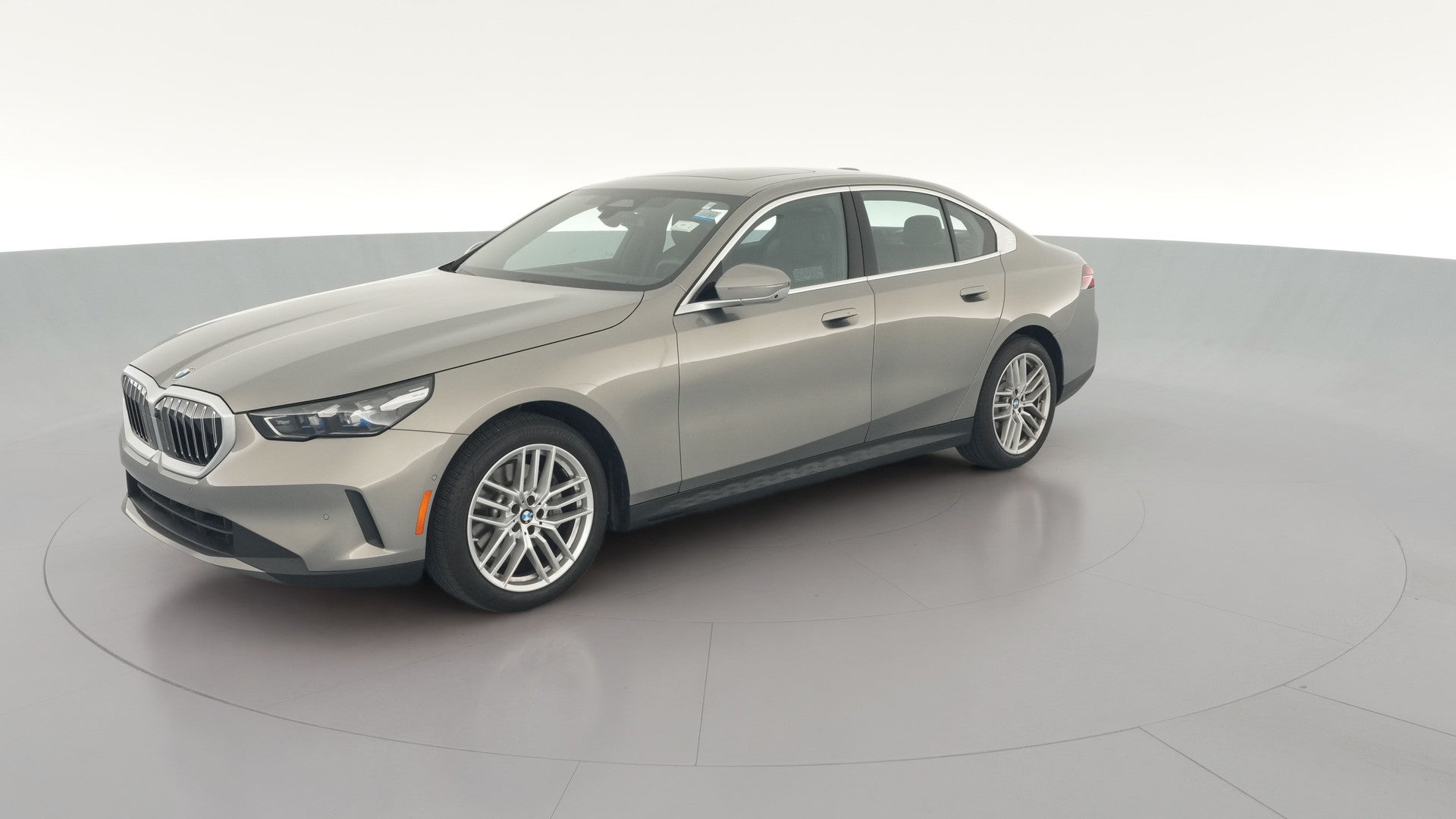 2025 BMW 5 Series vehicle photo