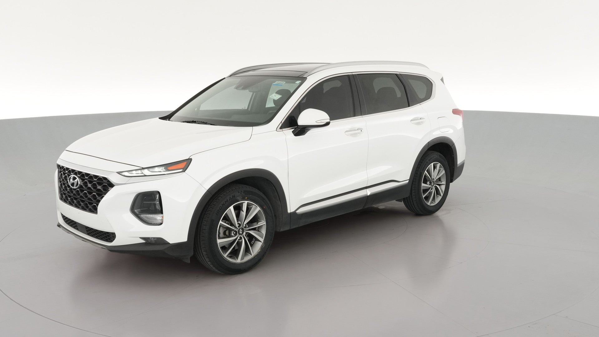 2019 Hyundai Santa Fe vehicle photo