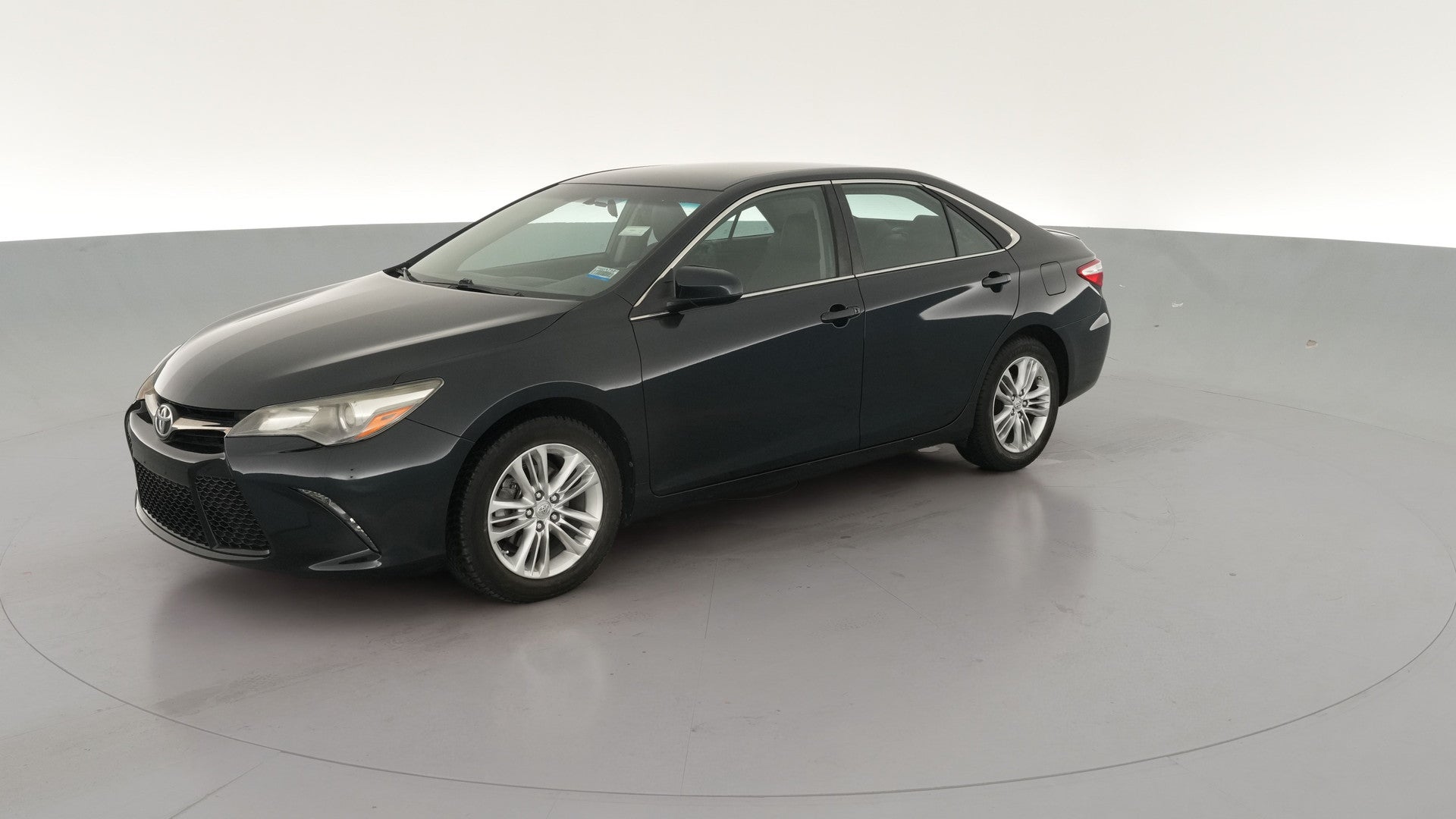 2017 Toyota Camry vehicle photo