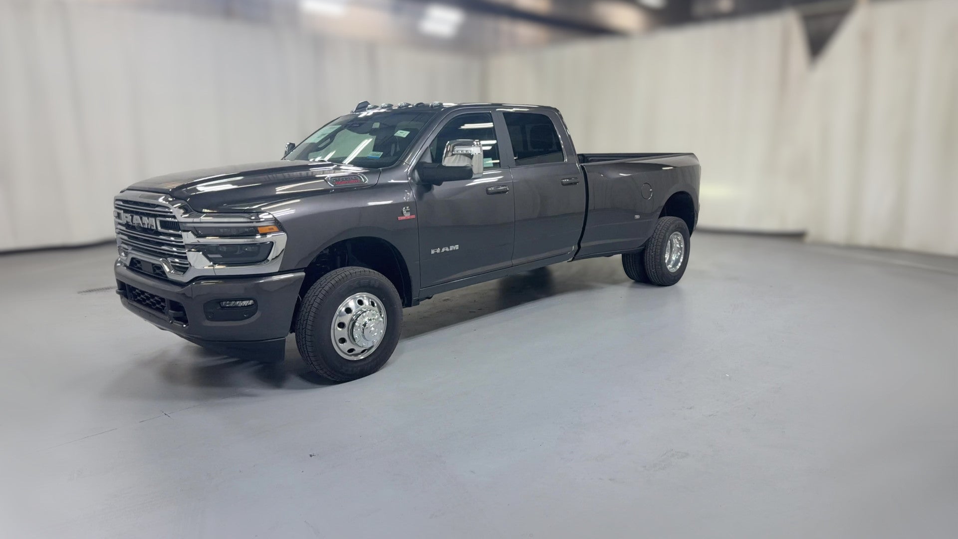 2026 Ram 3500 Crew Cab vehicle photo