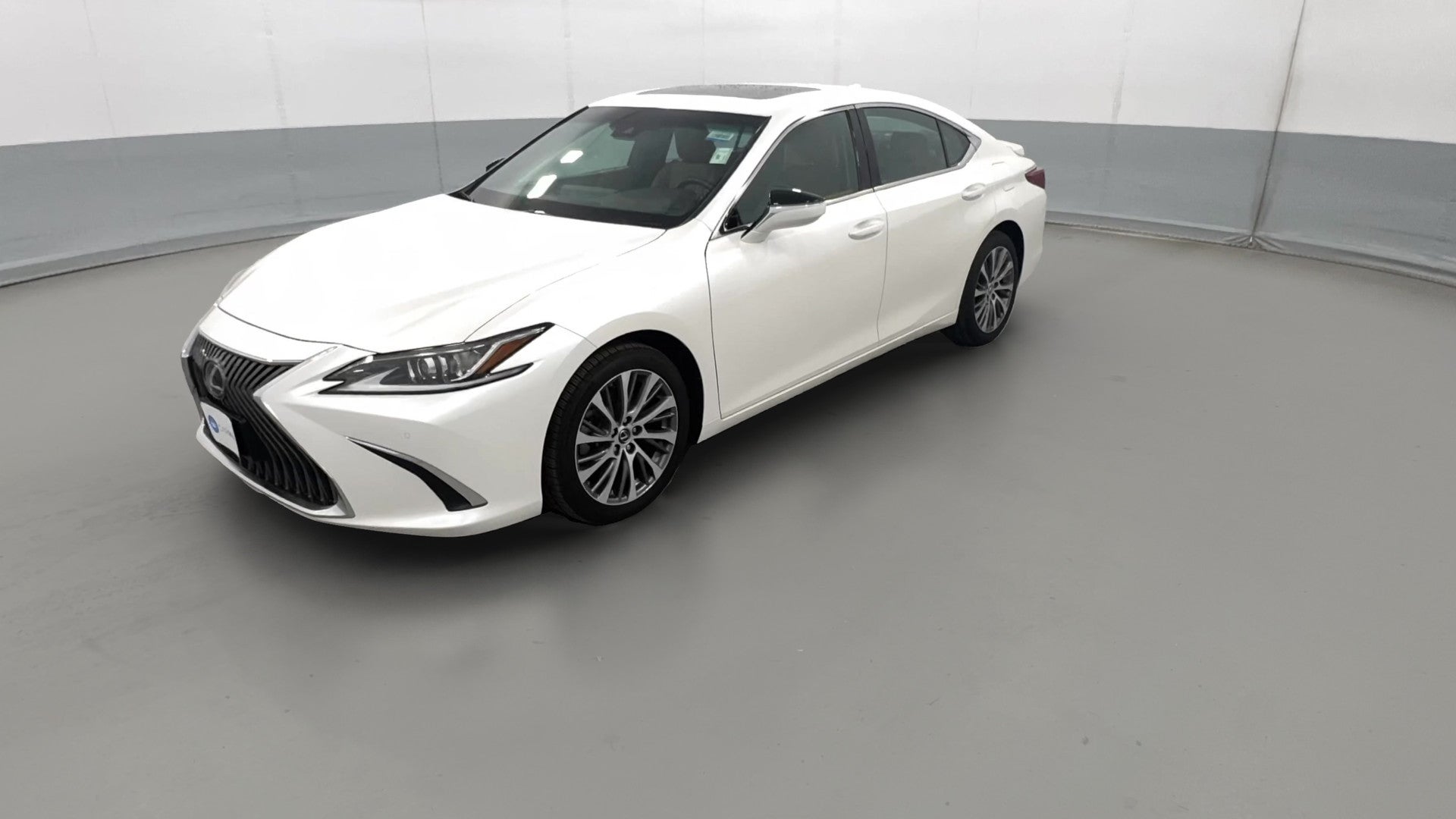 2021 Lexus ES vehicle photo