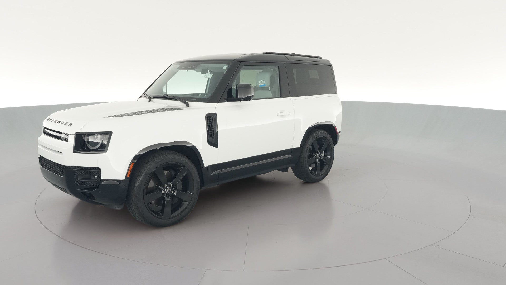 2025 Land Rover Defender 90 vehicle photo