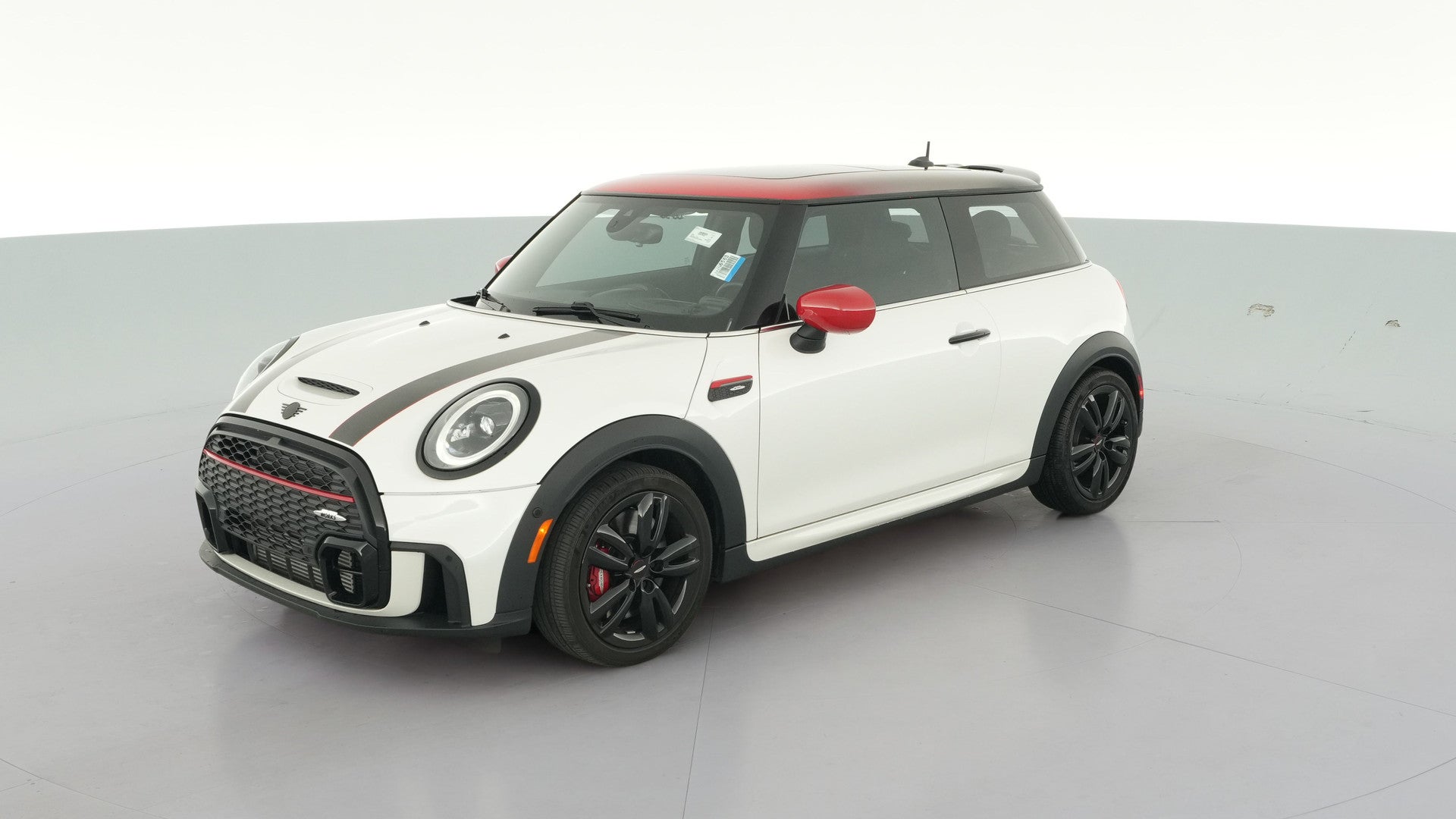 2024 MINI Hardtop 2 Door vehicle photo
