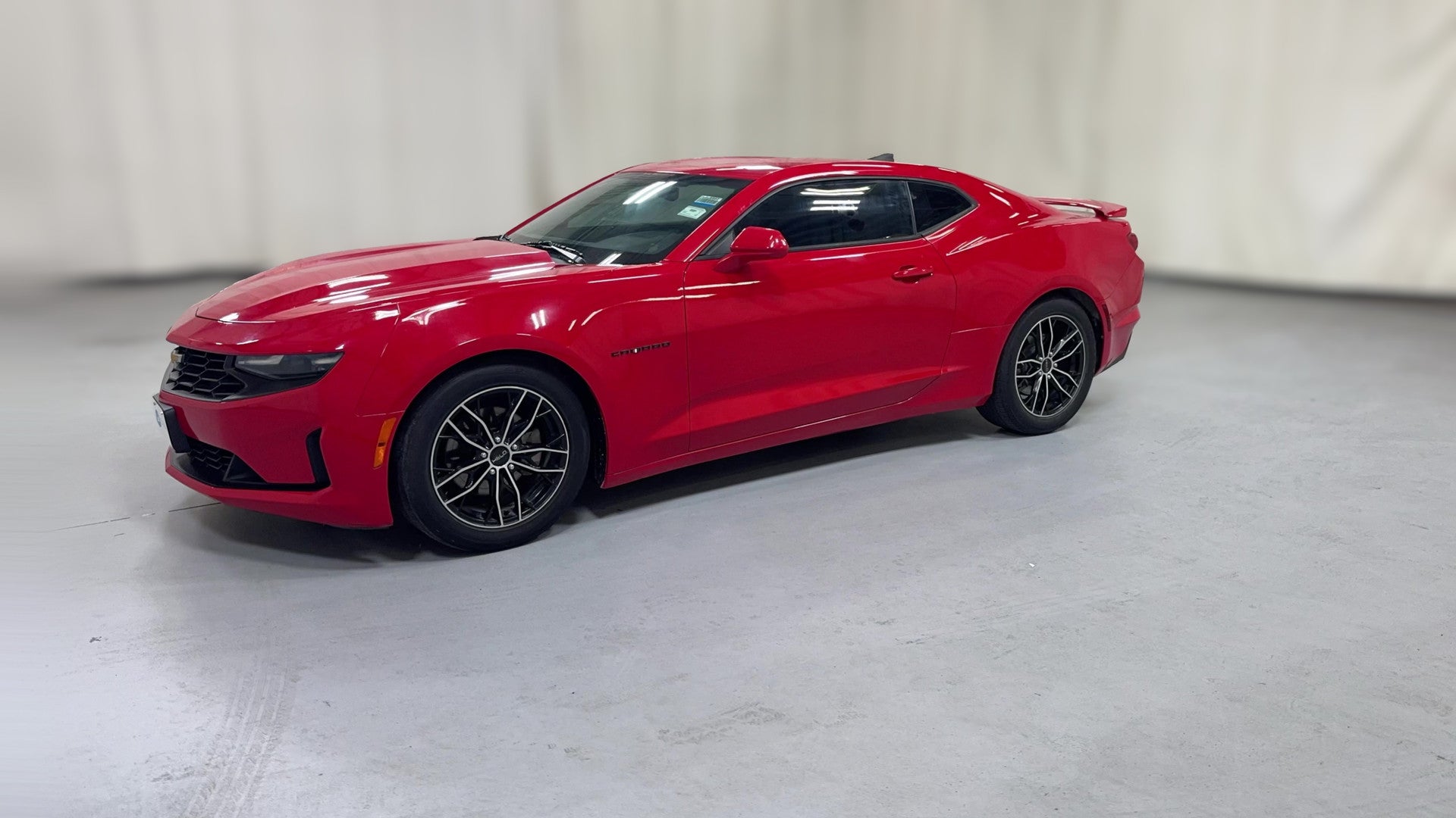 2019 Chevrolet Camaro vehicle photo