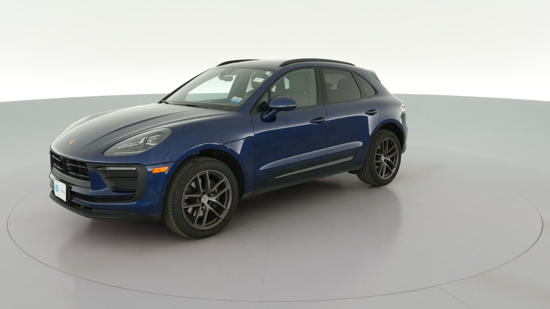 2022 Porsche Macan vehicle photo