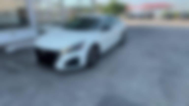 2025 Nissan Altima vehicle photo