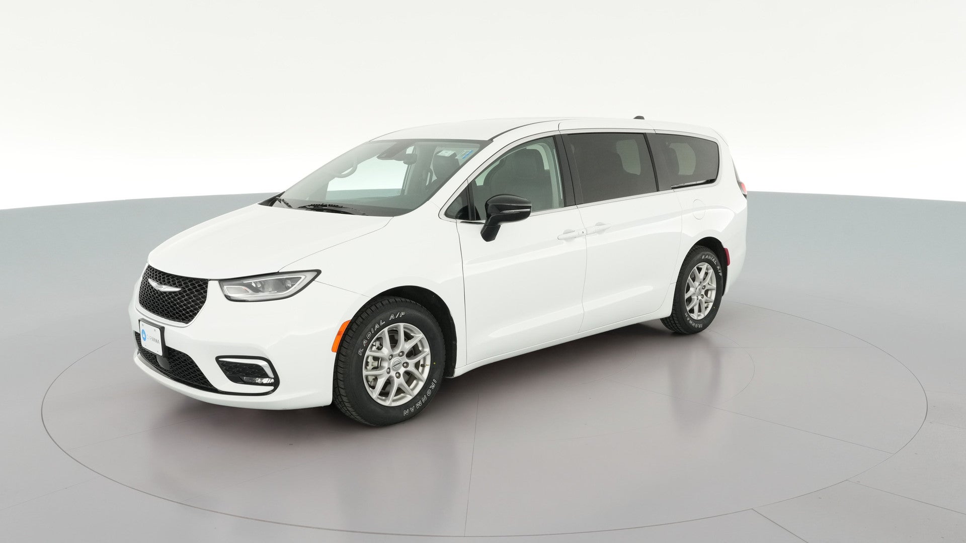 2024 Chrysler Pacifica vehicle photo