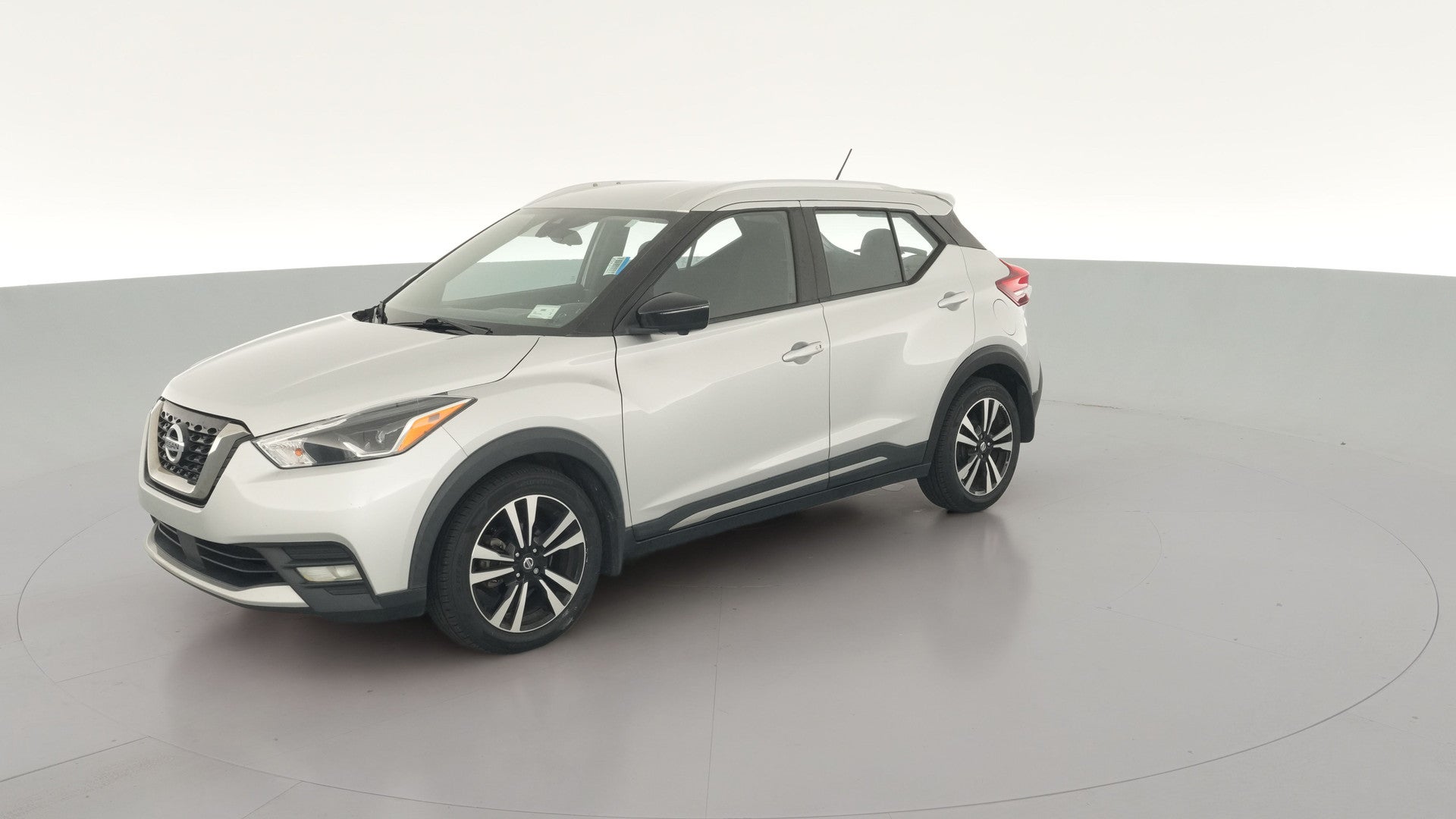 2020 Nissan Kicks vehicle photo