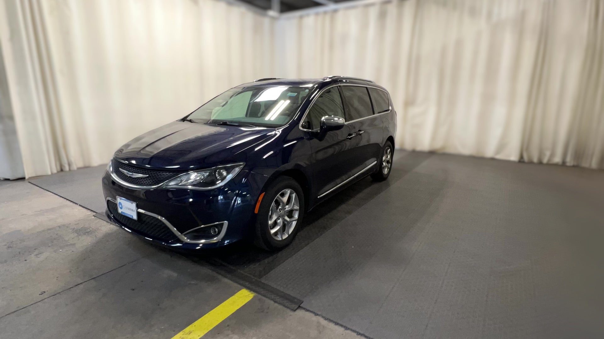 2018 Chrysler Pacifica vehicle photo