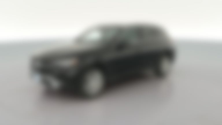 2024 Mercedes-Benz GLC vehicle photo