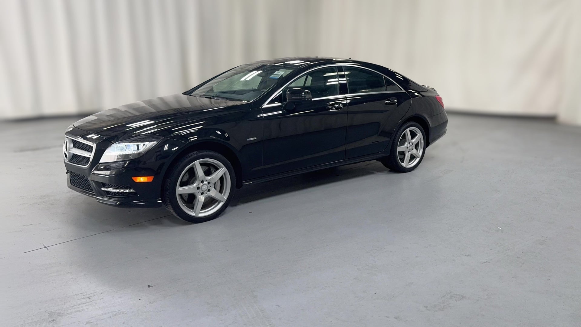 2012 Mercedes-Benz CLS-Class vehicle photo
