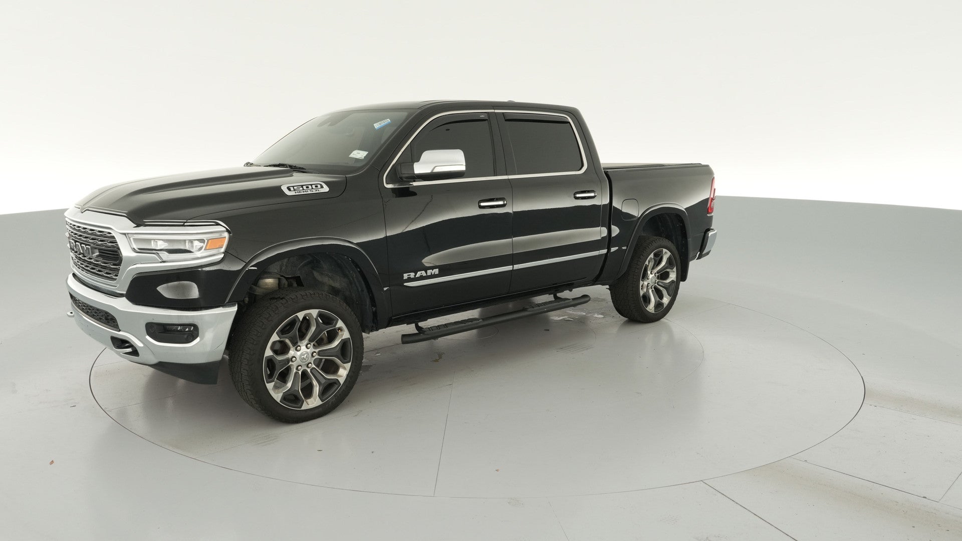 2019 Ram 1500 Crew Cab vehicle photo