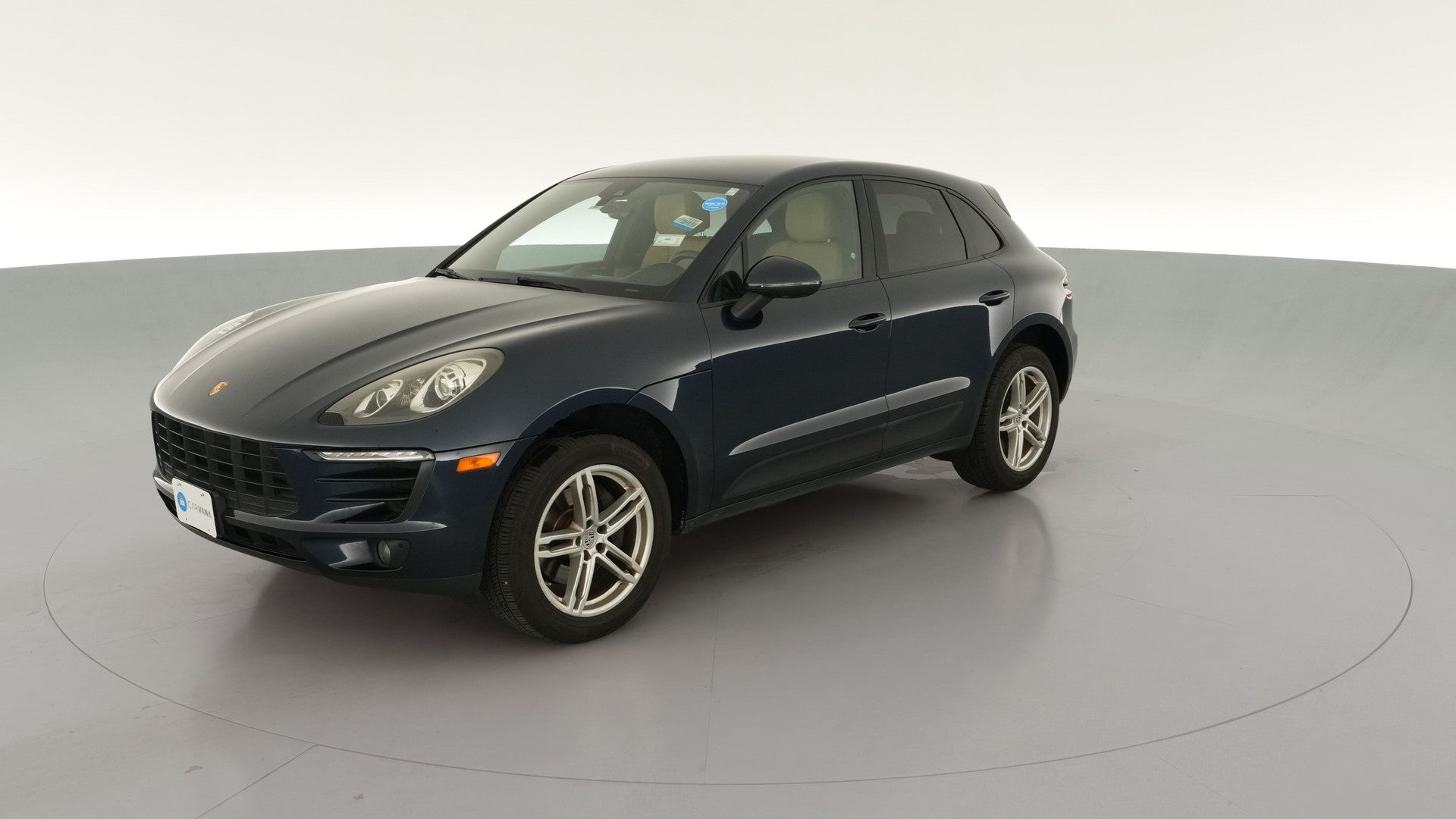 2018 Porsche Macan vehicle photo