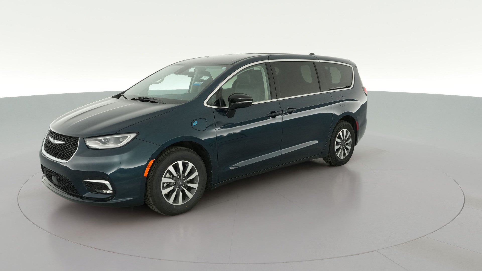 2024 Chrysler Pacifica Hybrid vehicle photo