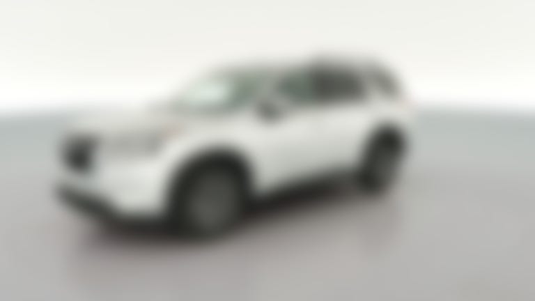 2024 Nissan Pathfinder vehicle photo