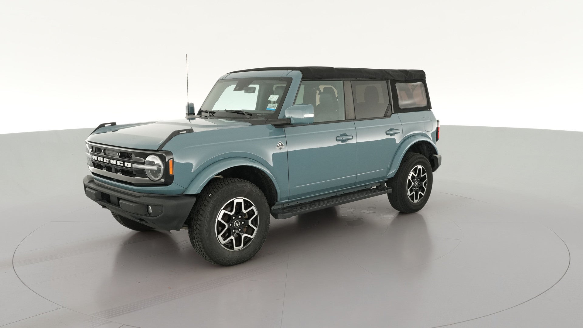 2022 Ford Bronco vehicle photo