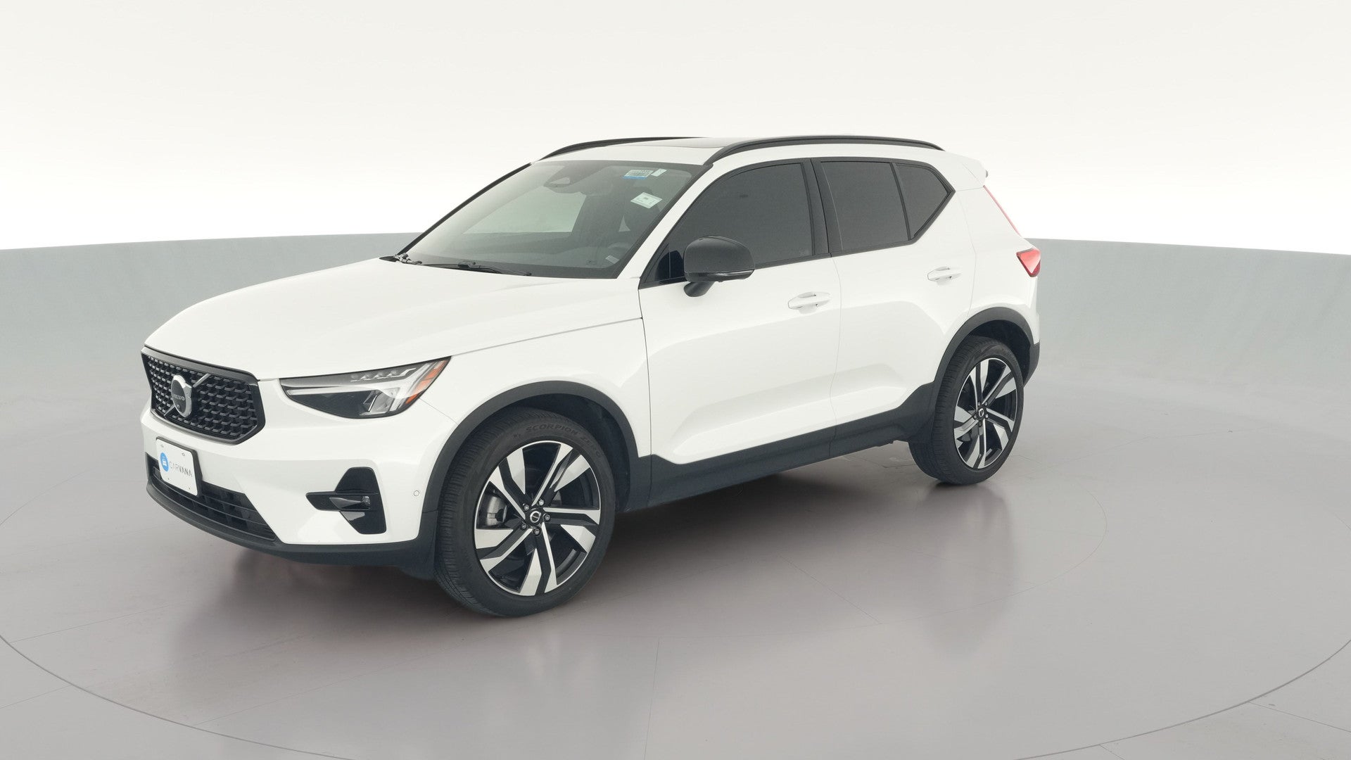 2023 Volvo XC40 vehicle photo