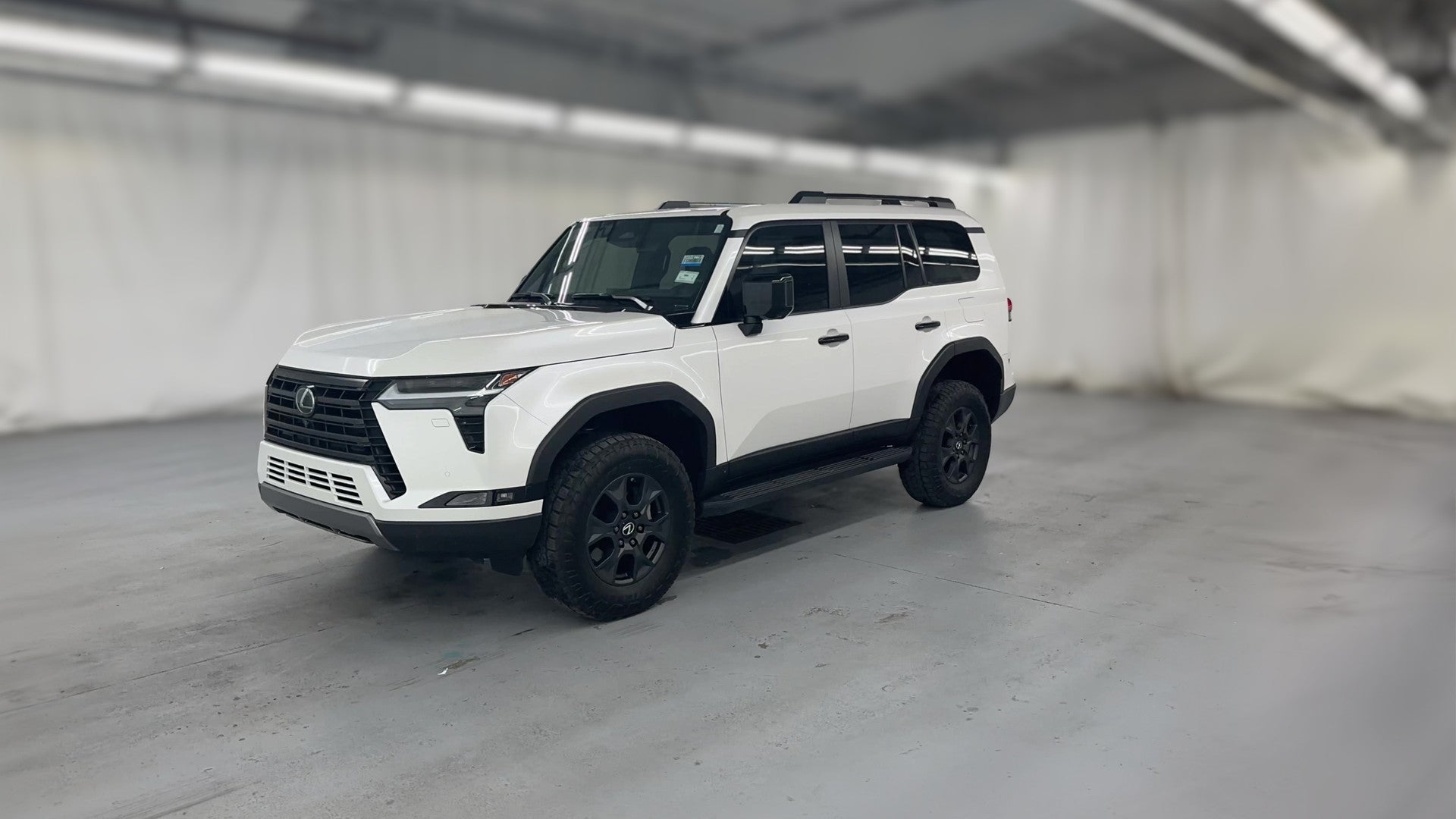 2025 Lexus GX vehicle photo