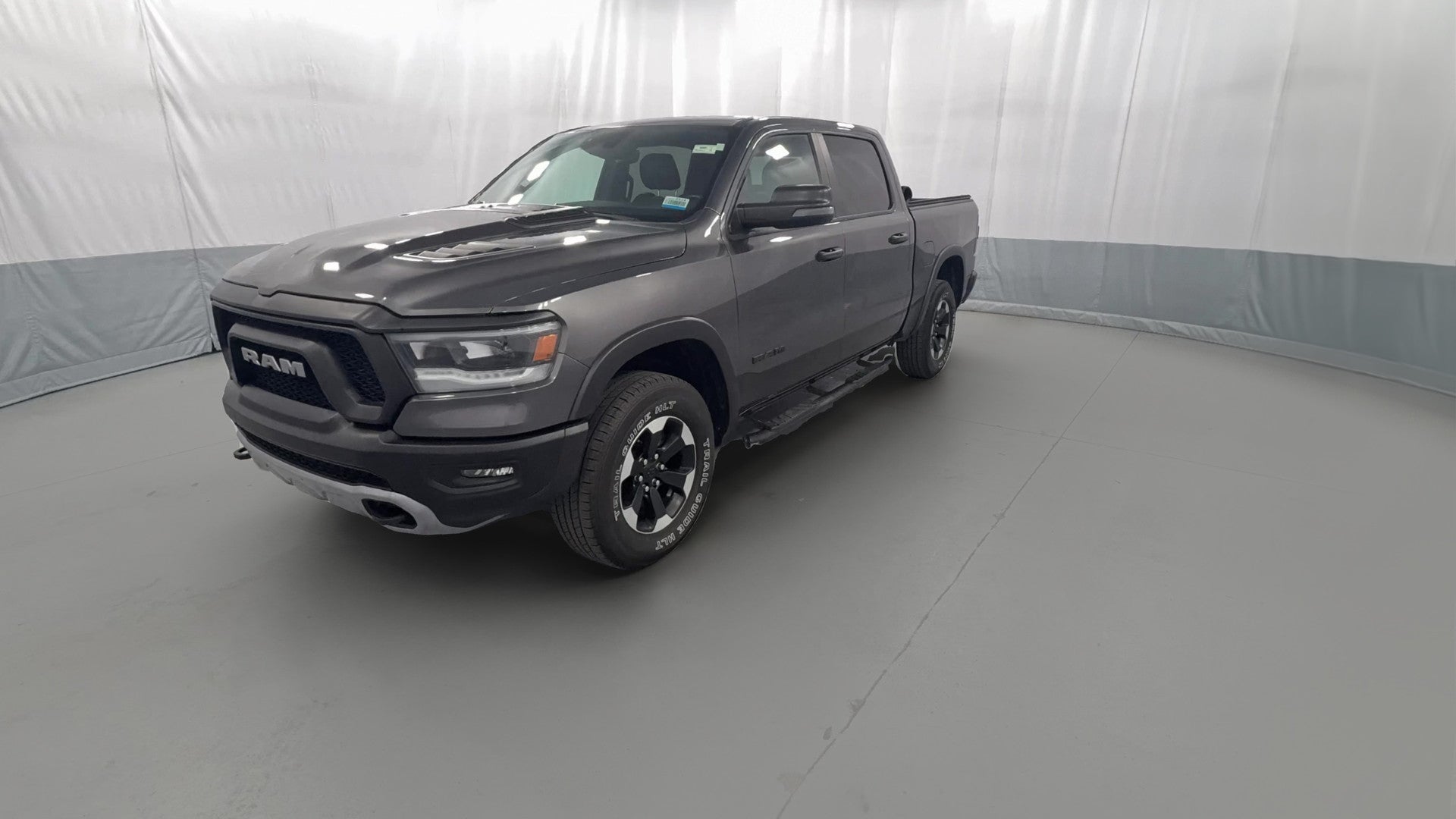 2024 Ram 1500 Crew Cab vehicle photo