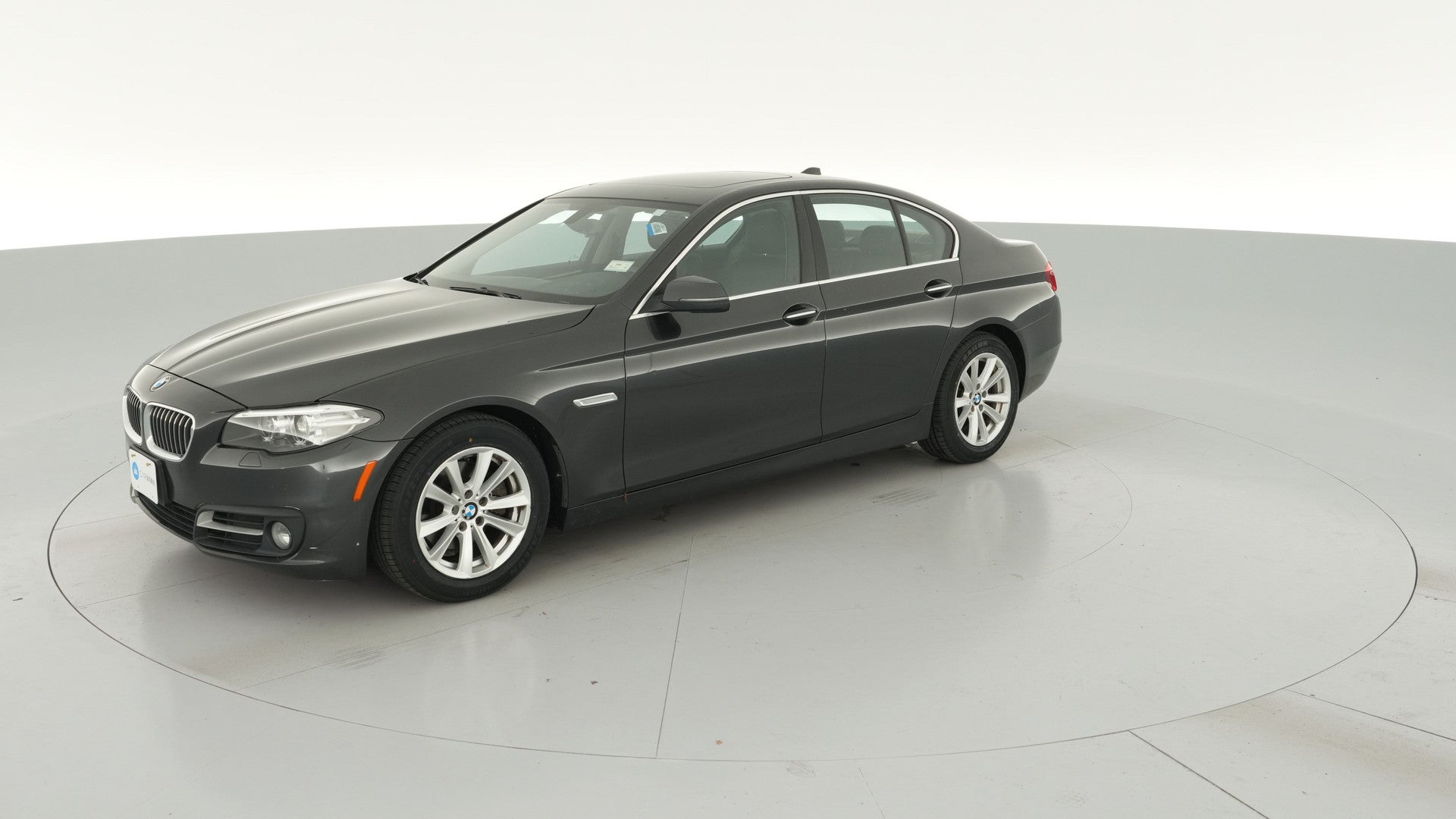 2015 BMW 5 Series vehicle photo