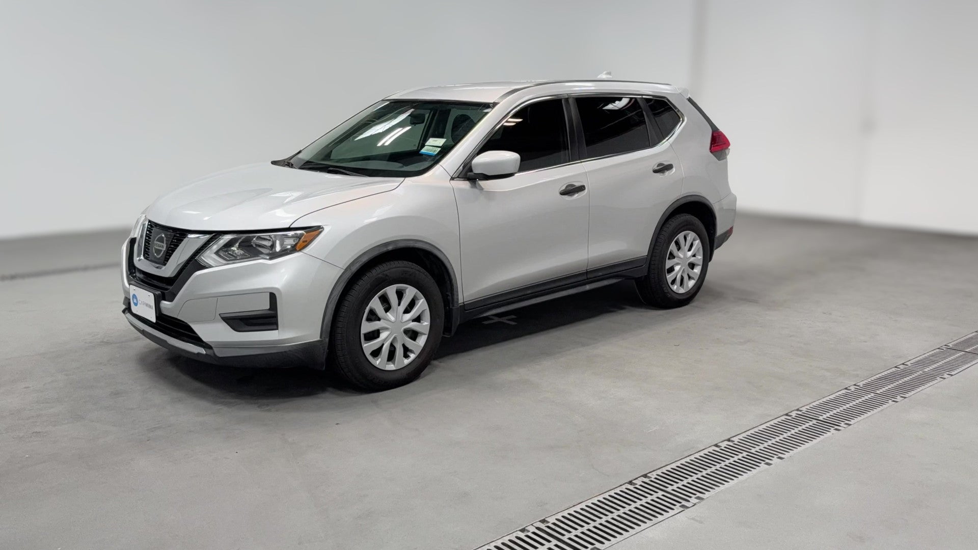 2017 Nissan Rogue vehicle photo