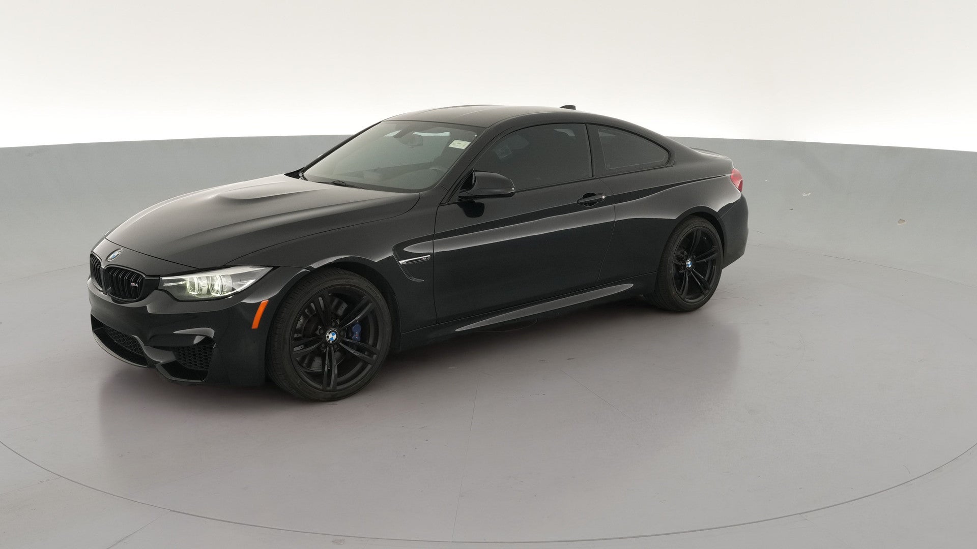 2018 BMW M4 vehicle photo