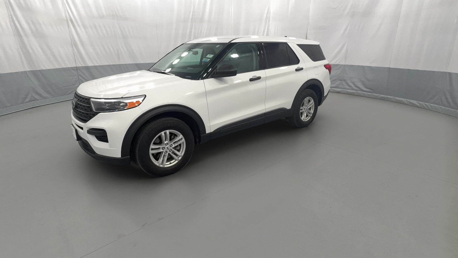 2023 Ford Explorer vehicle photo