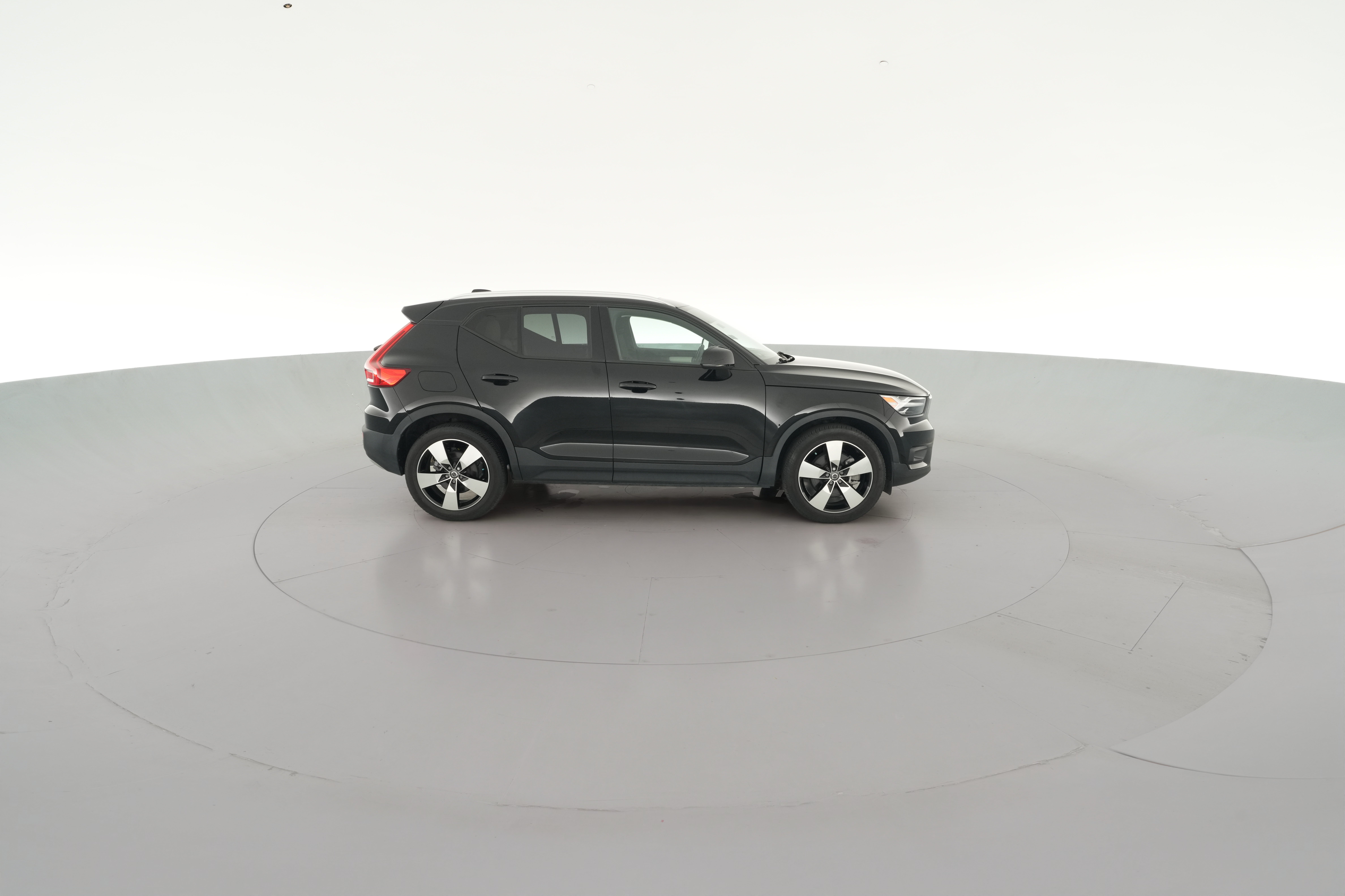 2021 Volvo XC40 Momentum - Photo 36