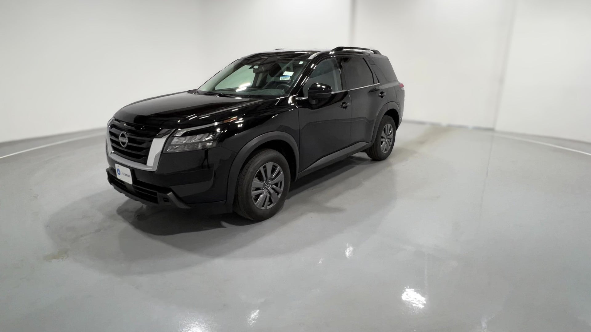 2025 Nissan Pathfinder vehicle photo