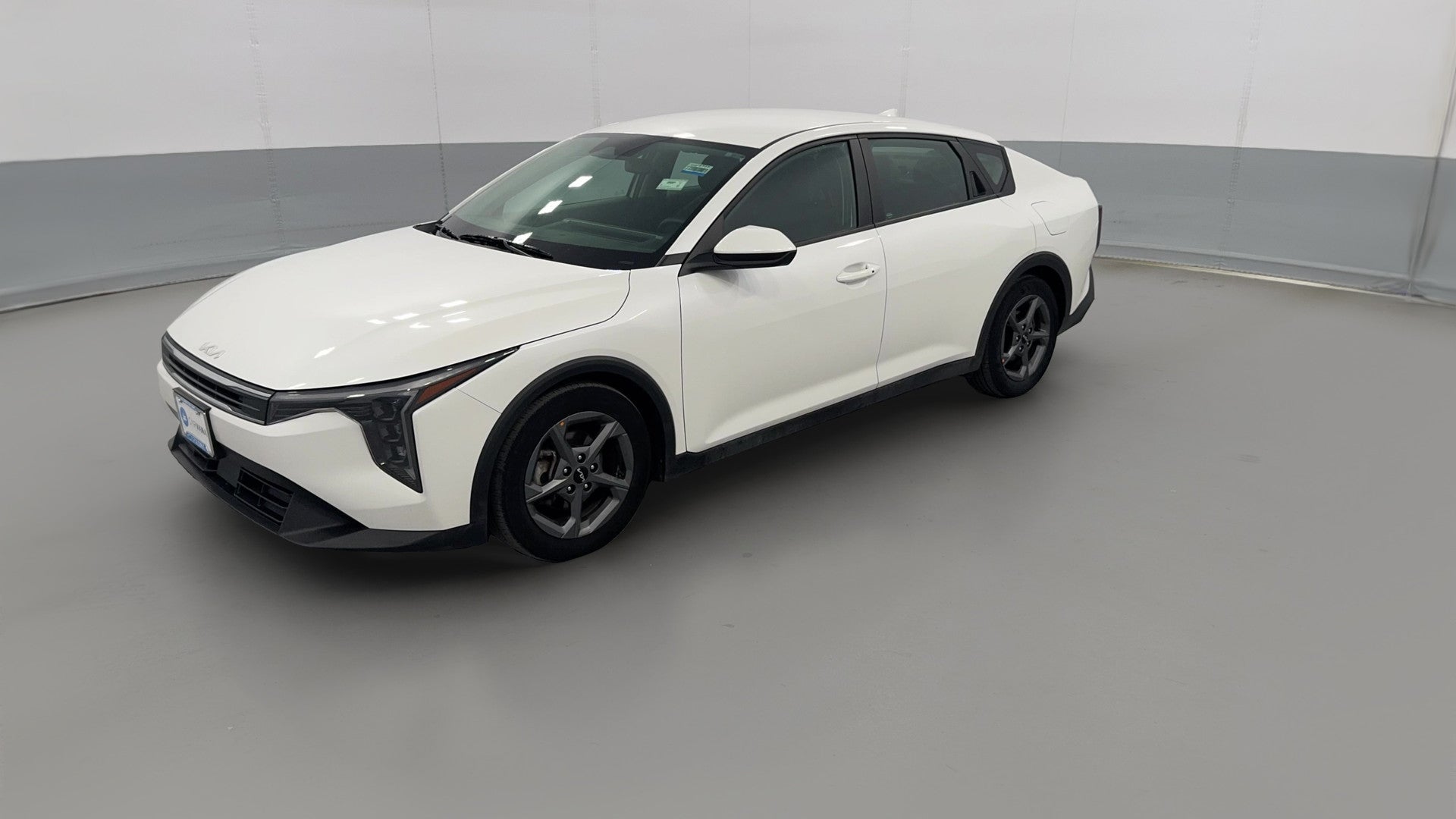2025 Kia K4 vehicle photo