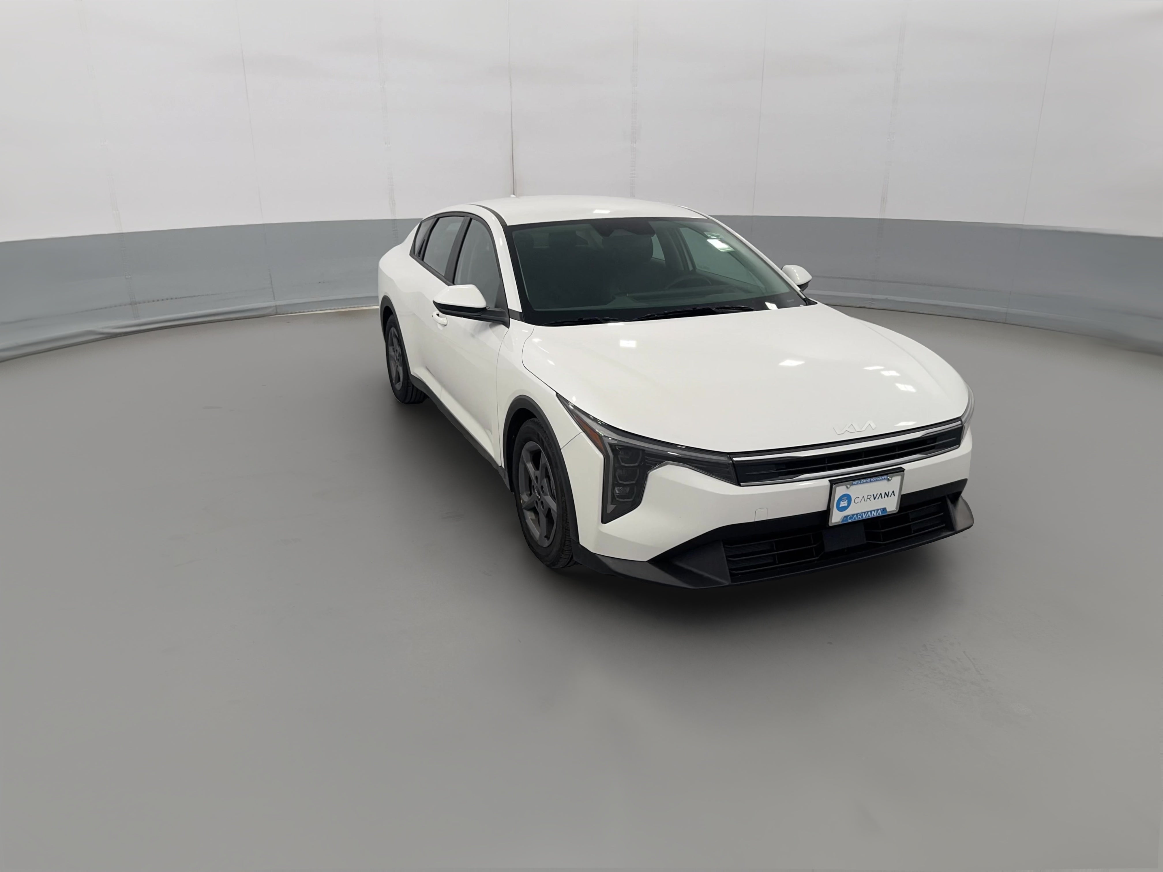 2025 Kia K4 LXS - Photo 37