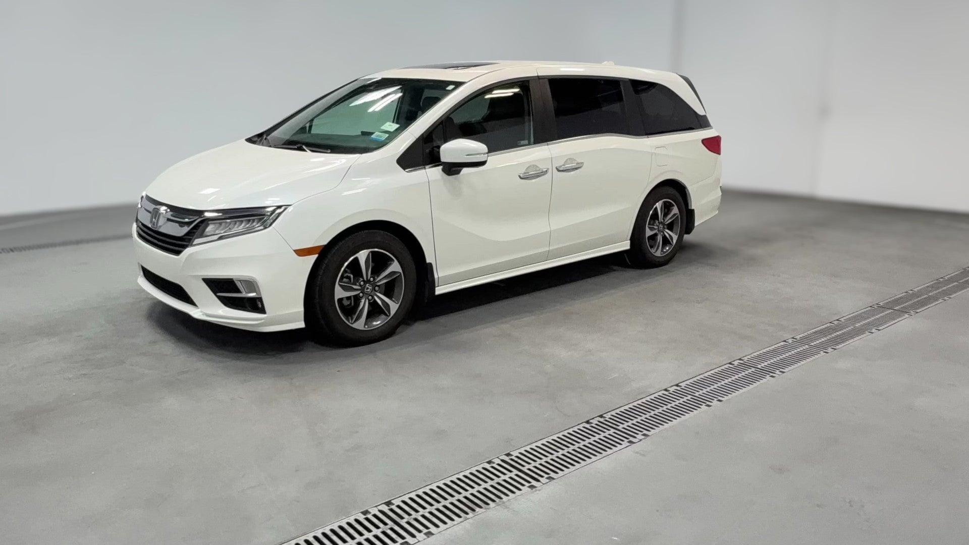 2018 Honda Odyssey vehicle photo