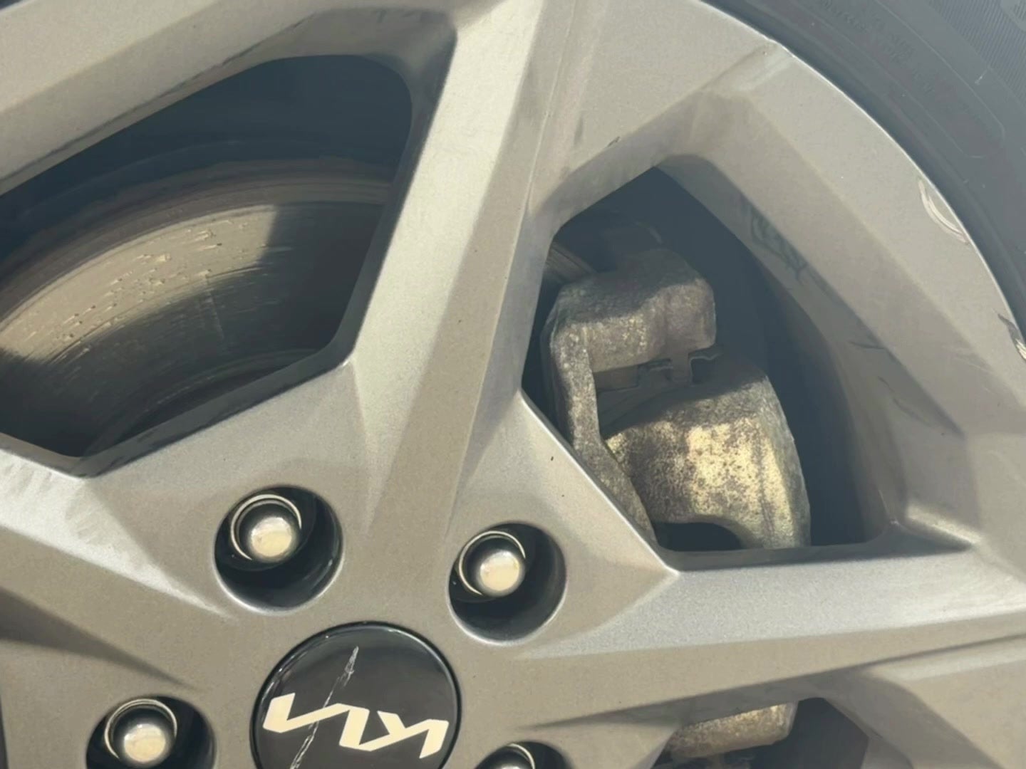 2025 Kia K4 LXS - Photo 19