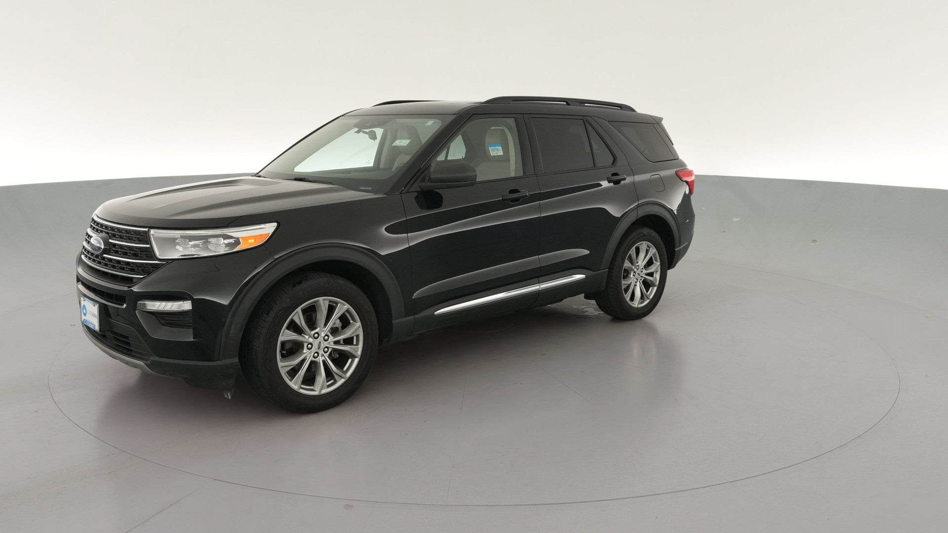 2020 Ford Explorer vehicle photo