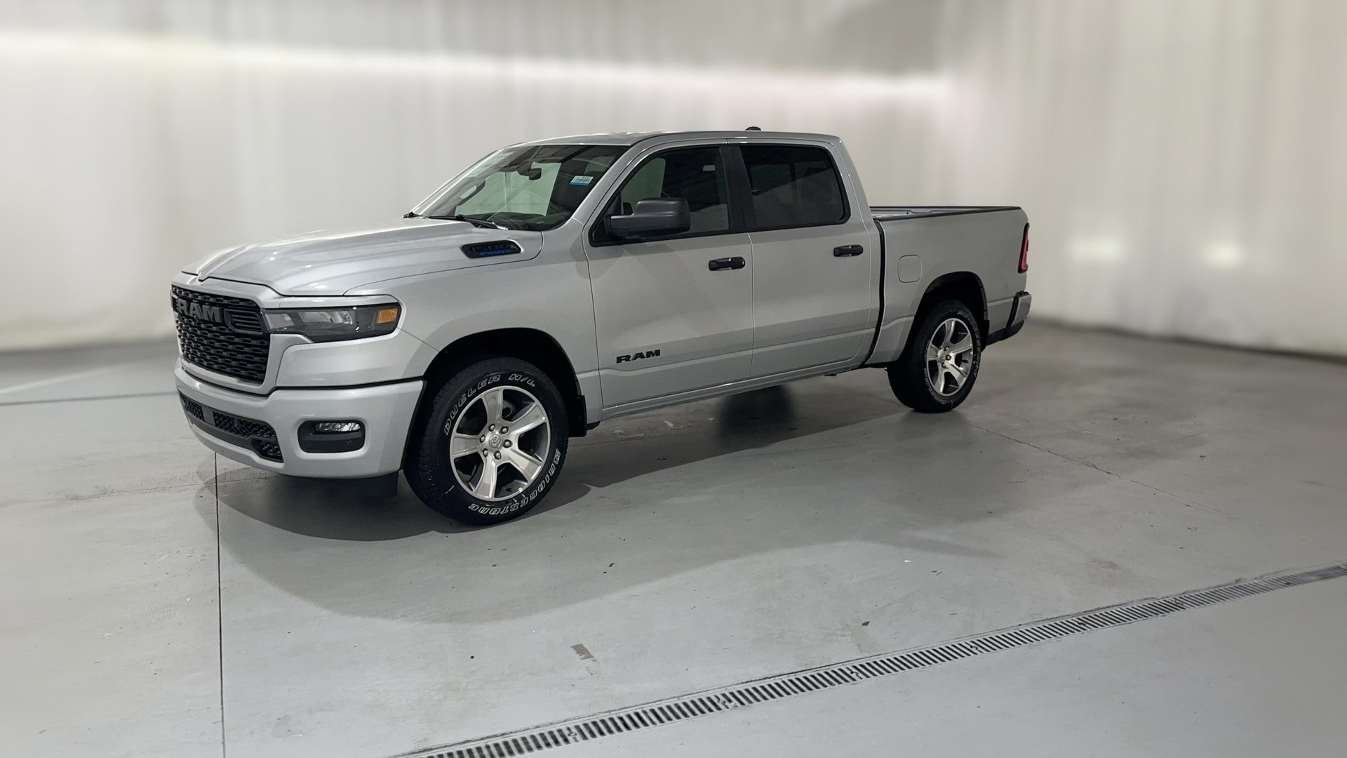 2026 Ram 1500 Crew Cab vehicle photo