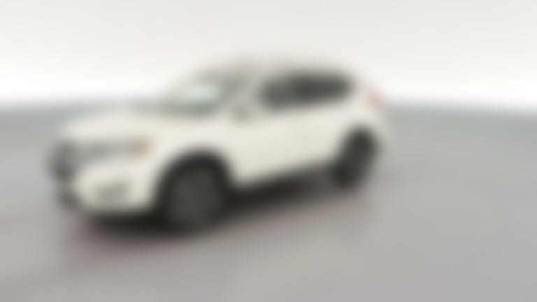 2018 Nissan Rogue vehicle photo