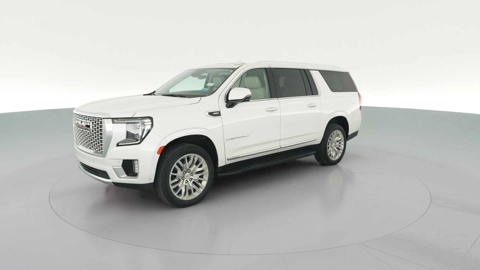 2024 GMC Yukon XL vehicle photo