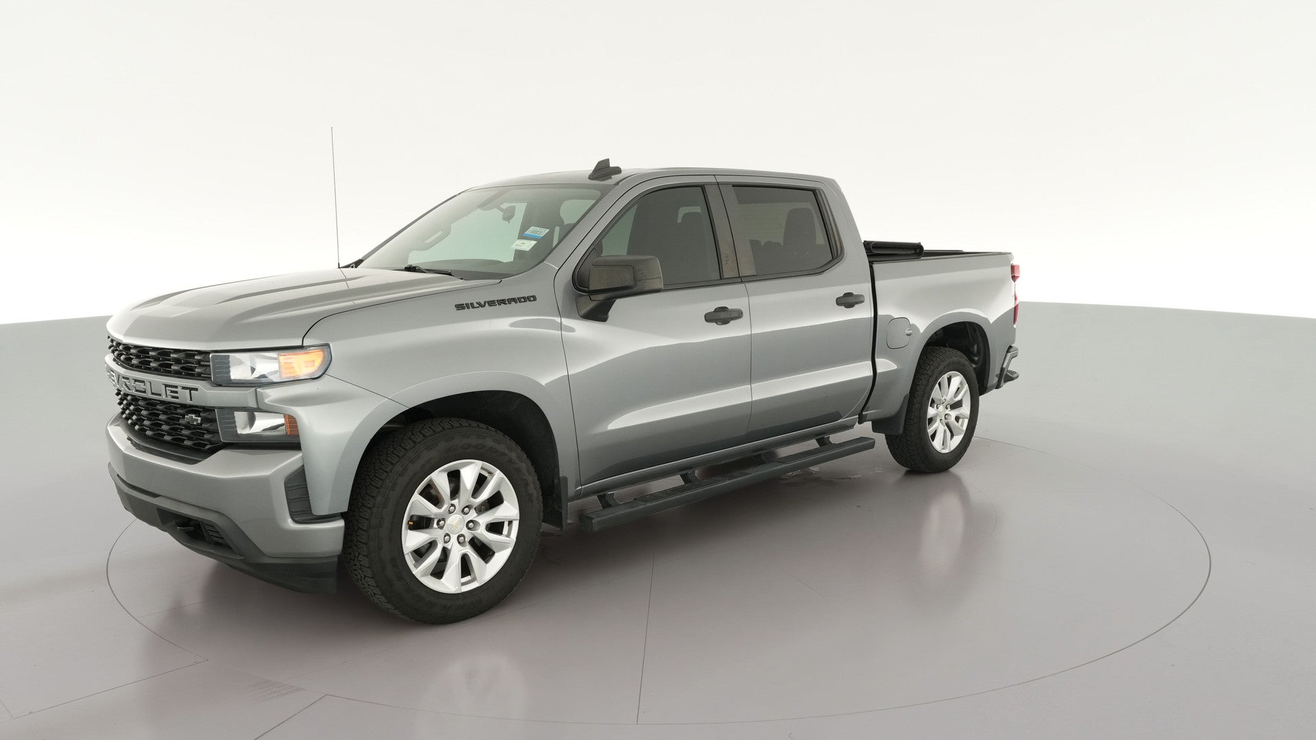 2021 Chevrolet Silverado 1500 Crew Cab vehicle photo
