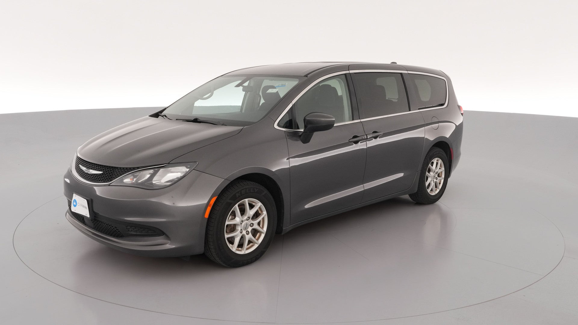 2021 Chrysler Voyager vehicle photo