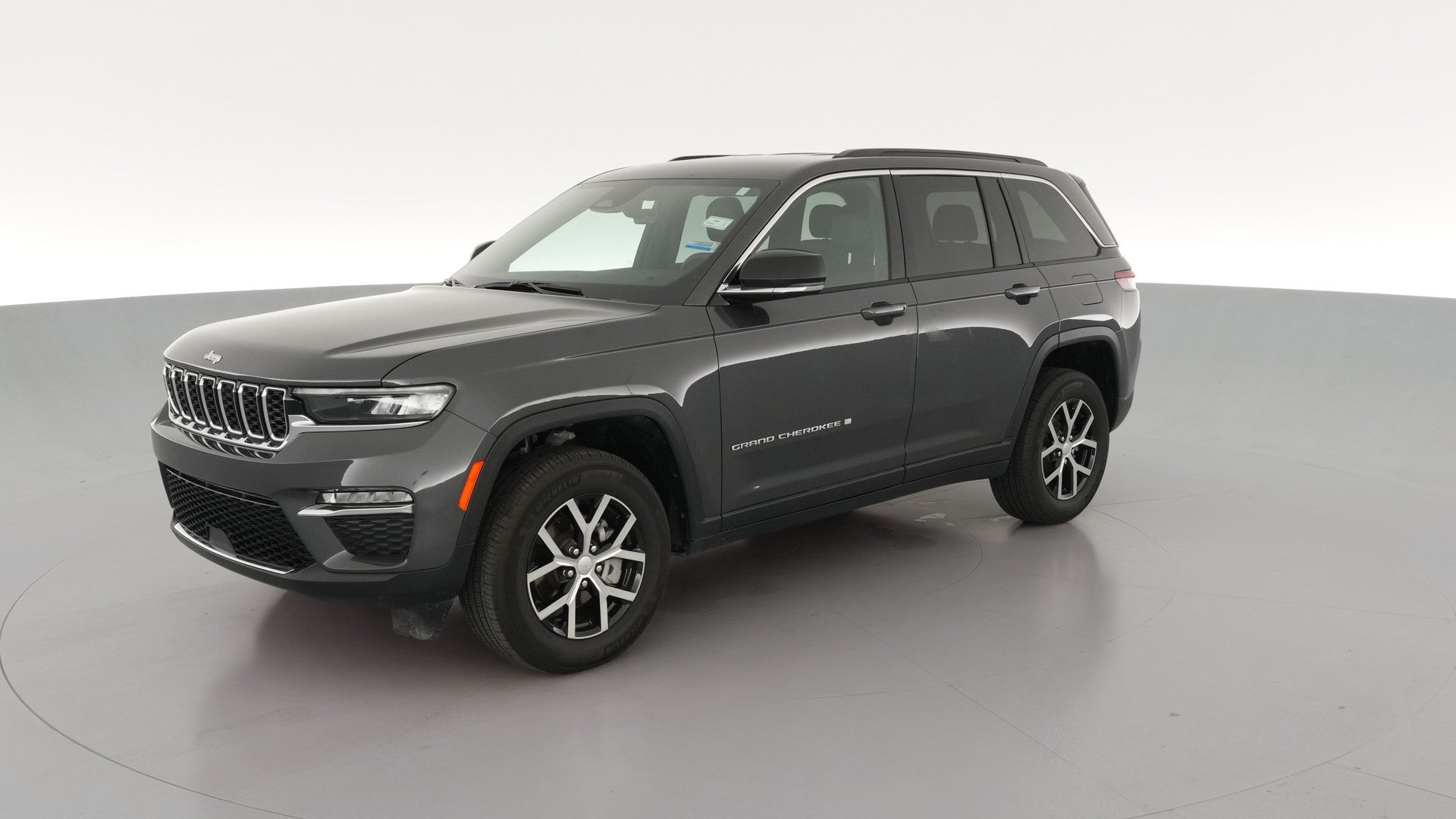 2025 Jeep Grand Cherokee vehicle photo