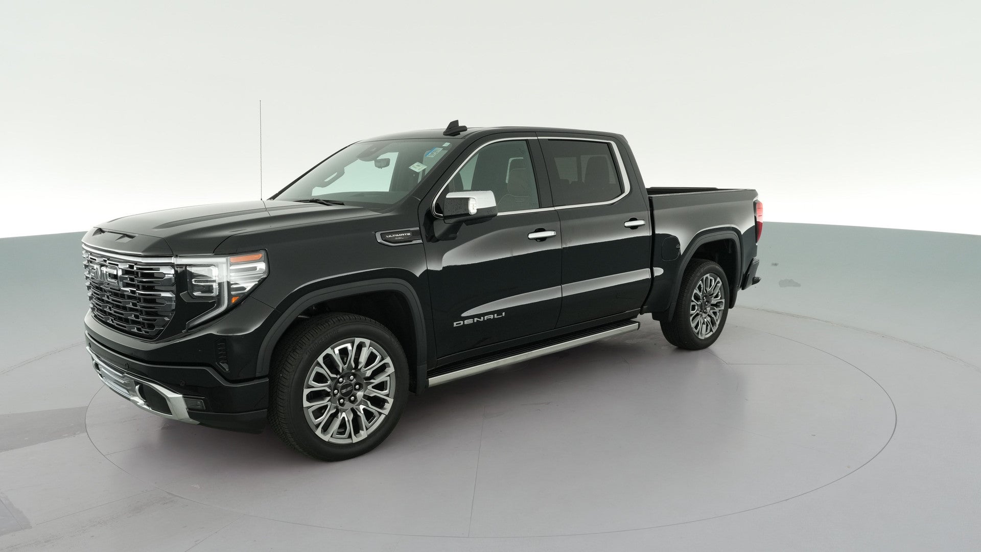 2025 GMC Sierra 1500 Crew Cab vehicle photo