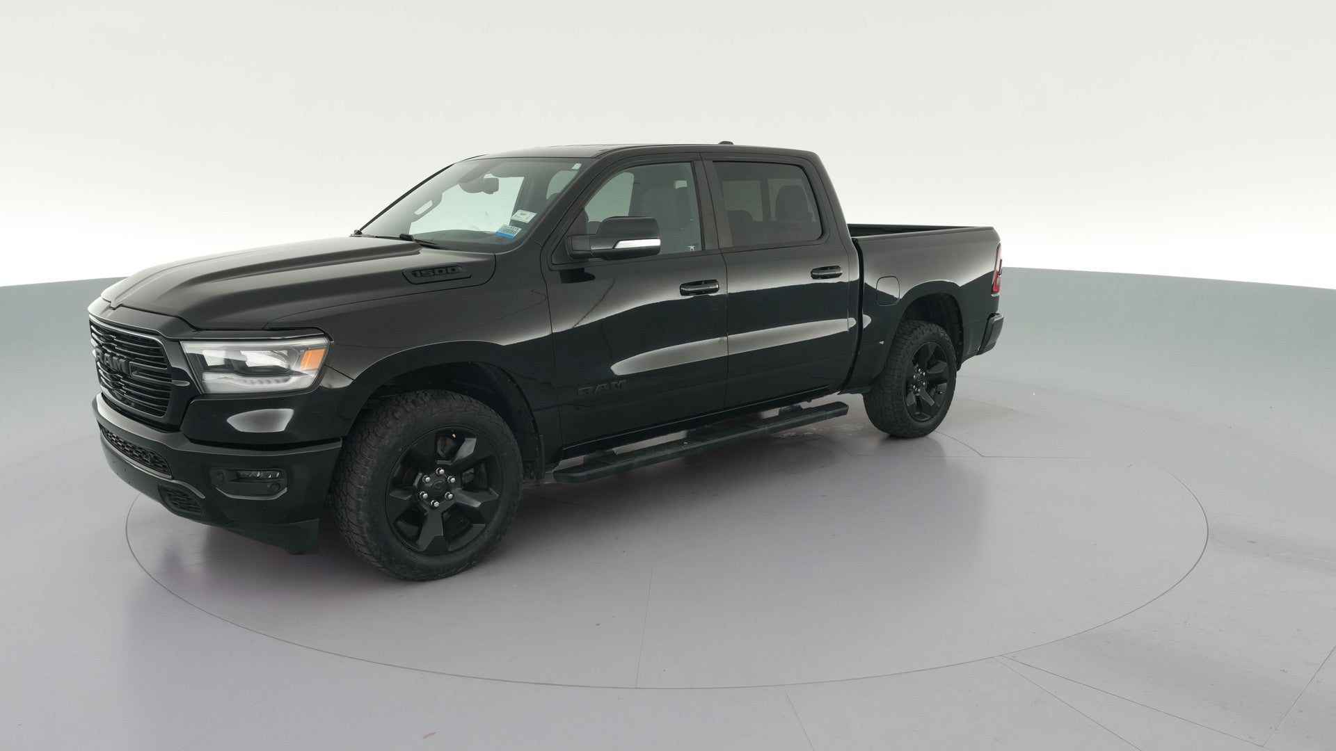 2019 Ram 1500 Crew Cab vehicle photo